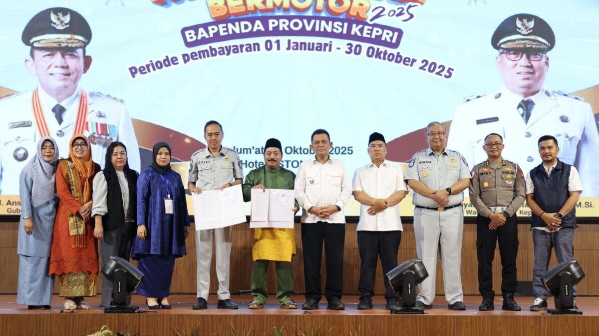 Driver Gojek Tanjungpinang Dapat Hadiah Umrah dari Program Gebyar Pajak 2025 Kepri