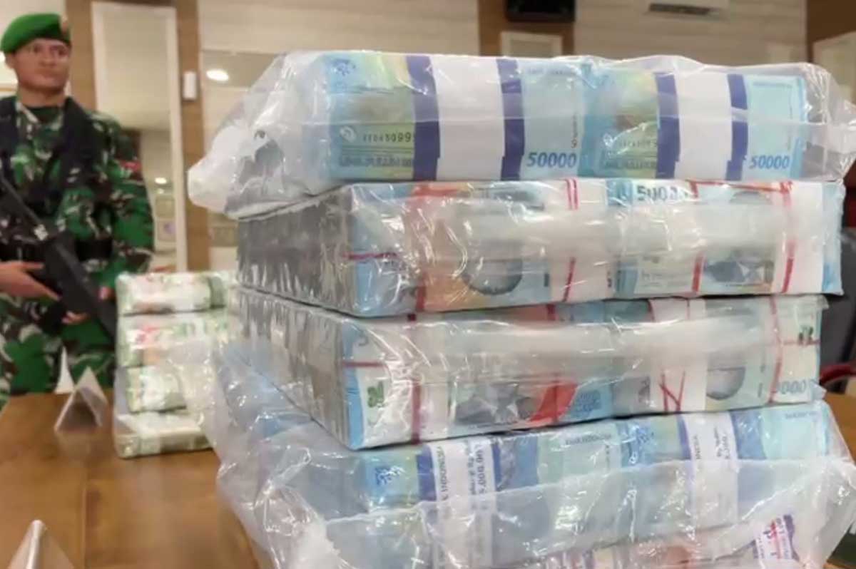 Kejari Tanjungpinang Terima Eksekusi Uang Pengganti Perkara Korupsi Rp3,01 Miliar