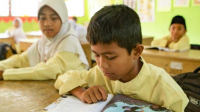 Wacana Pembelajaran Jarak Jauh Muncul Lagi, Benarkah Siswa Akan Belajar dari Rumah?