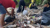 Peringati Hari Bumi, Nirwana Gardens Bintan Gelar Aksi Bersih Pantai dan Laut