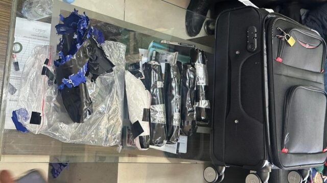 Koper Hitam Mencurigakan di Bandara RHF Tanjungpinang Berisi 1,3 Kg Sabu