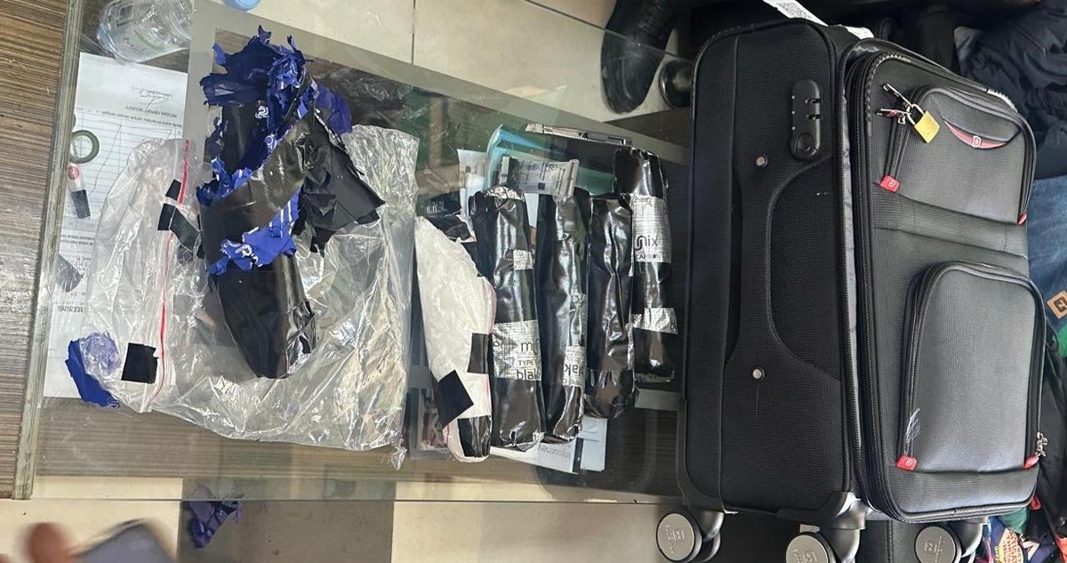 Koper Hitam Mencurigakan di Bandara RHF Tanjungpinang Berisi 1,3 Kg Sabu