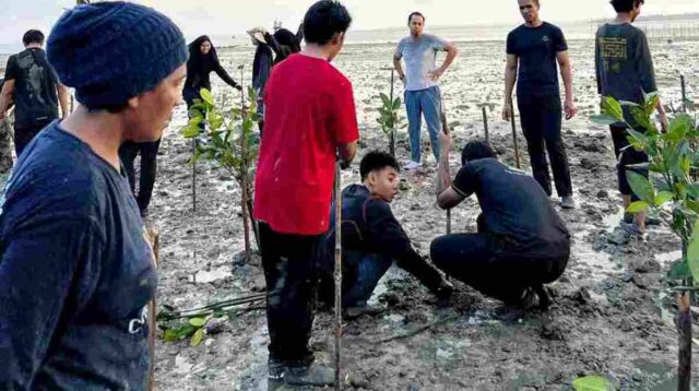 Pelajar Singapura Belajar Sejarah, Budaya dan Lingkungan di Pulau Penyengat